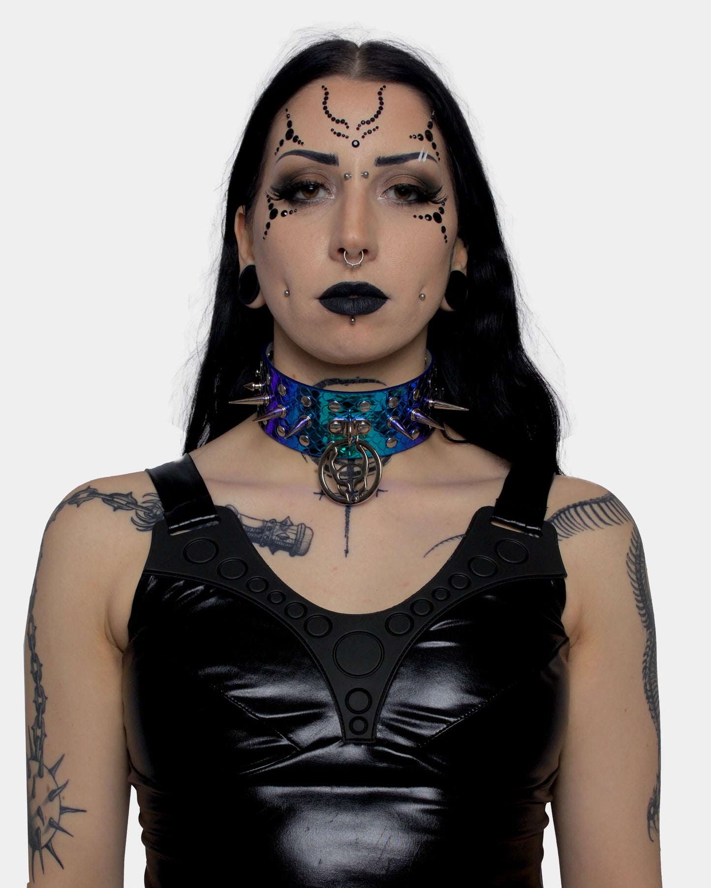 MULTI SPIKE LOGO COLLAR