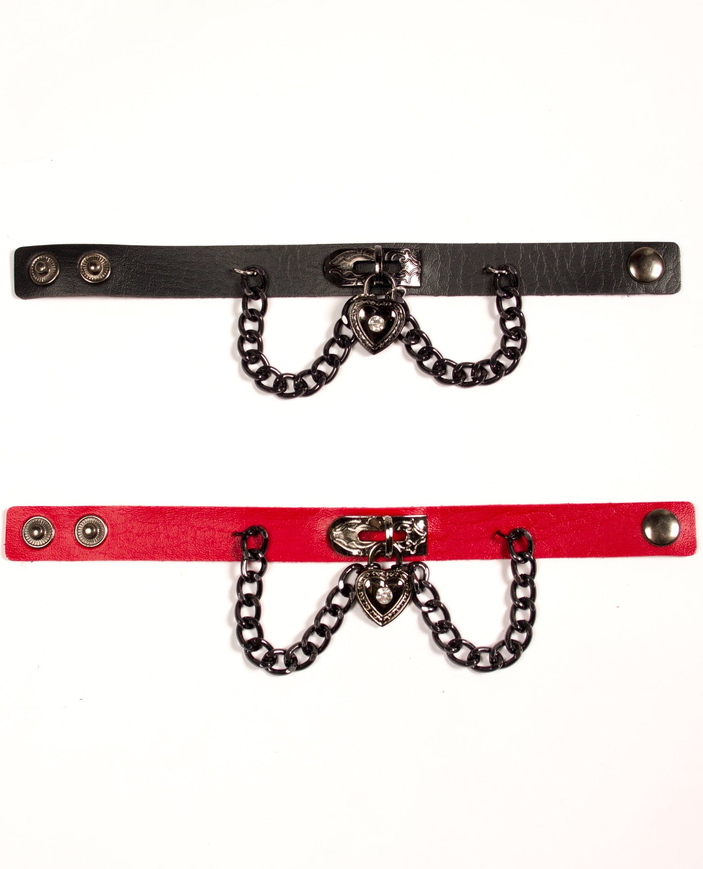 CHAIN HEART BRACELET.