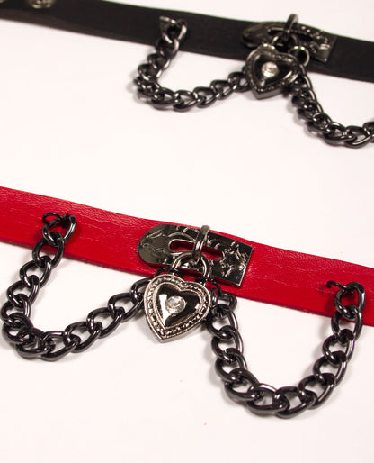 CHAIN HEART BRACELET.