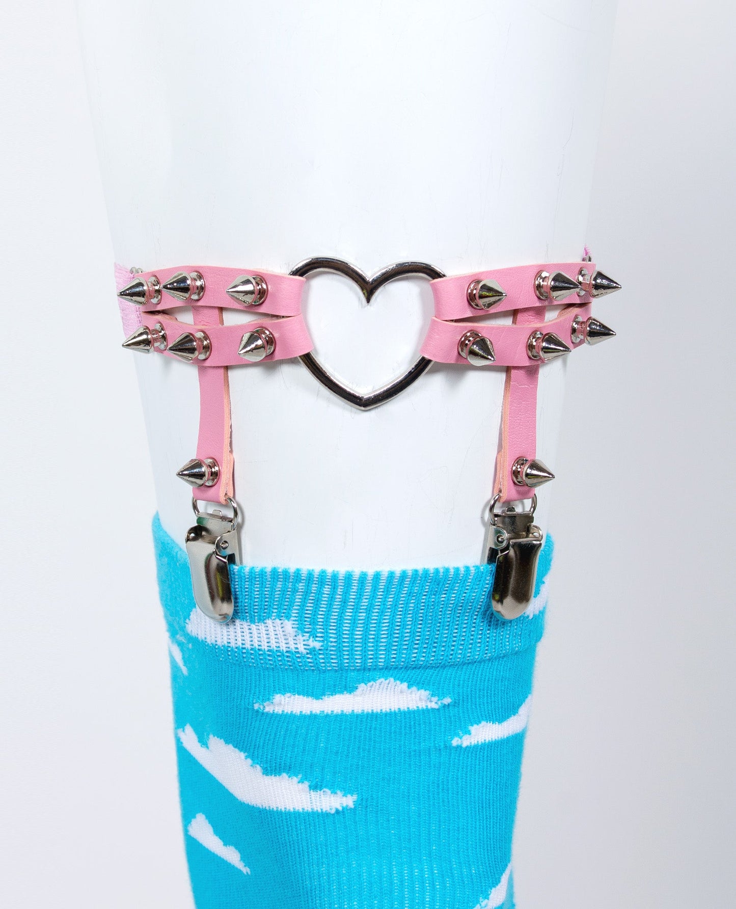 HEART SPIKE SUSPENDER.
