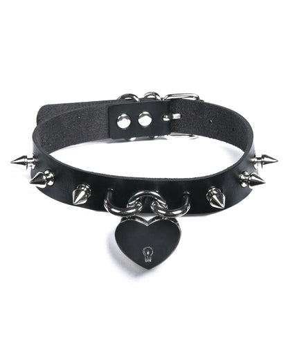HEART SPIKED PADLOCK COLLAR.