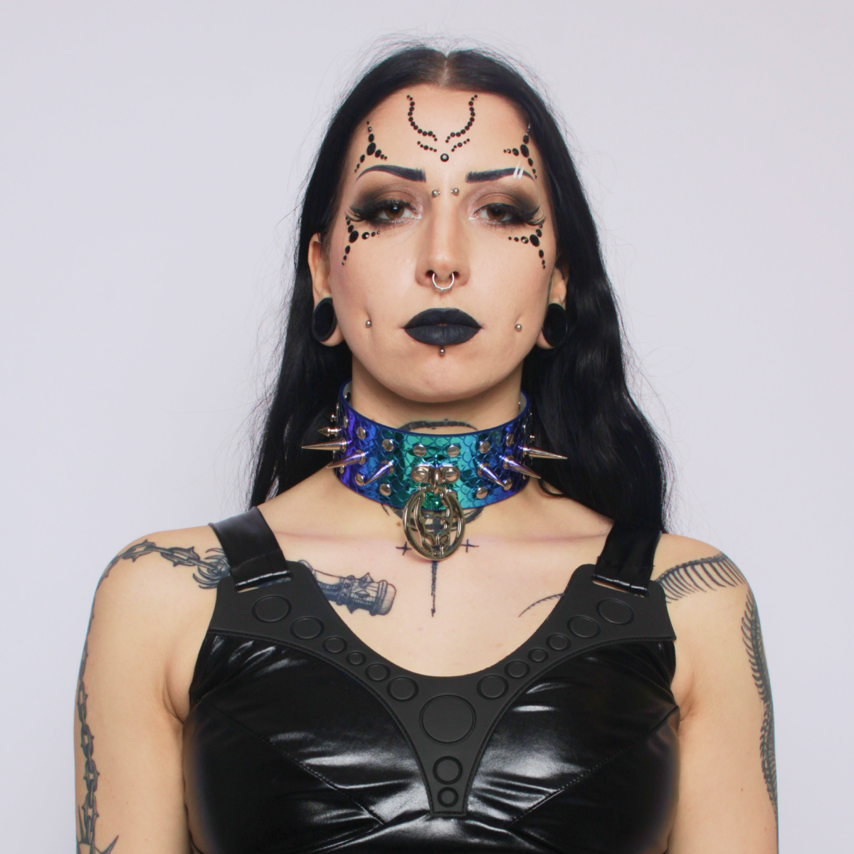 MULTI SPIKE LOGO COLLAR