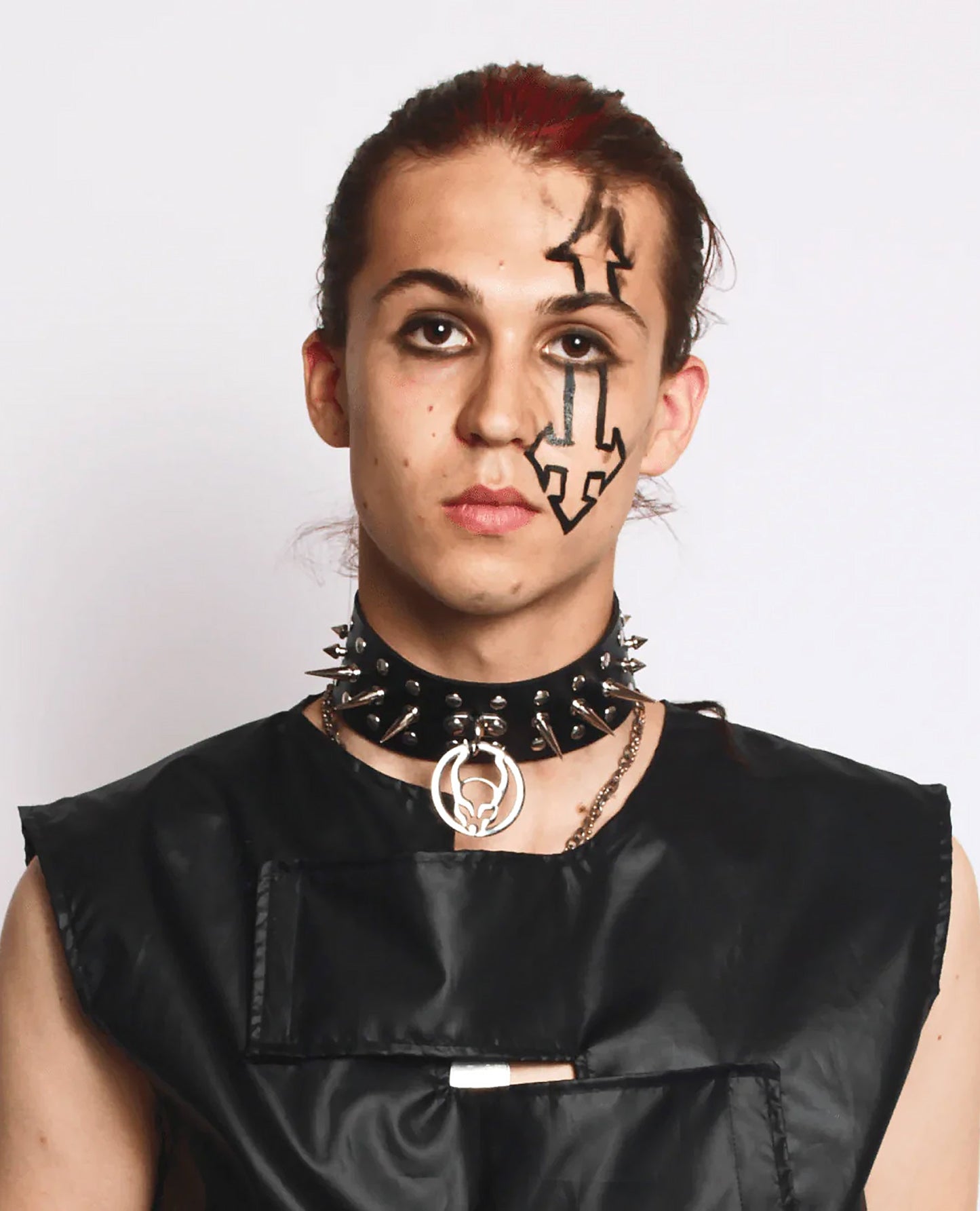 MULTI SPIKE LOGO COLLAR