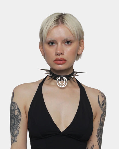 SPIKES & SCREWS LOGO COLLAR