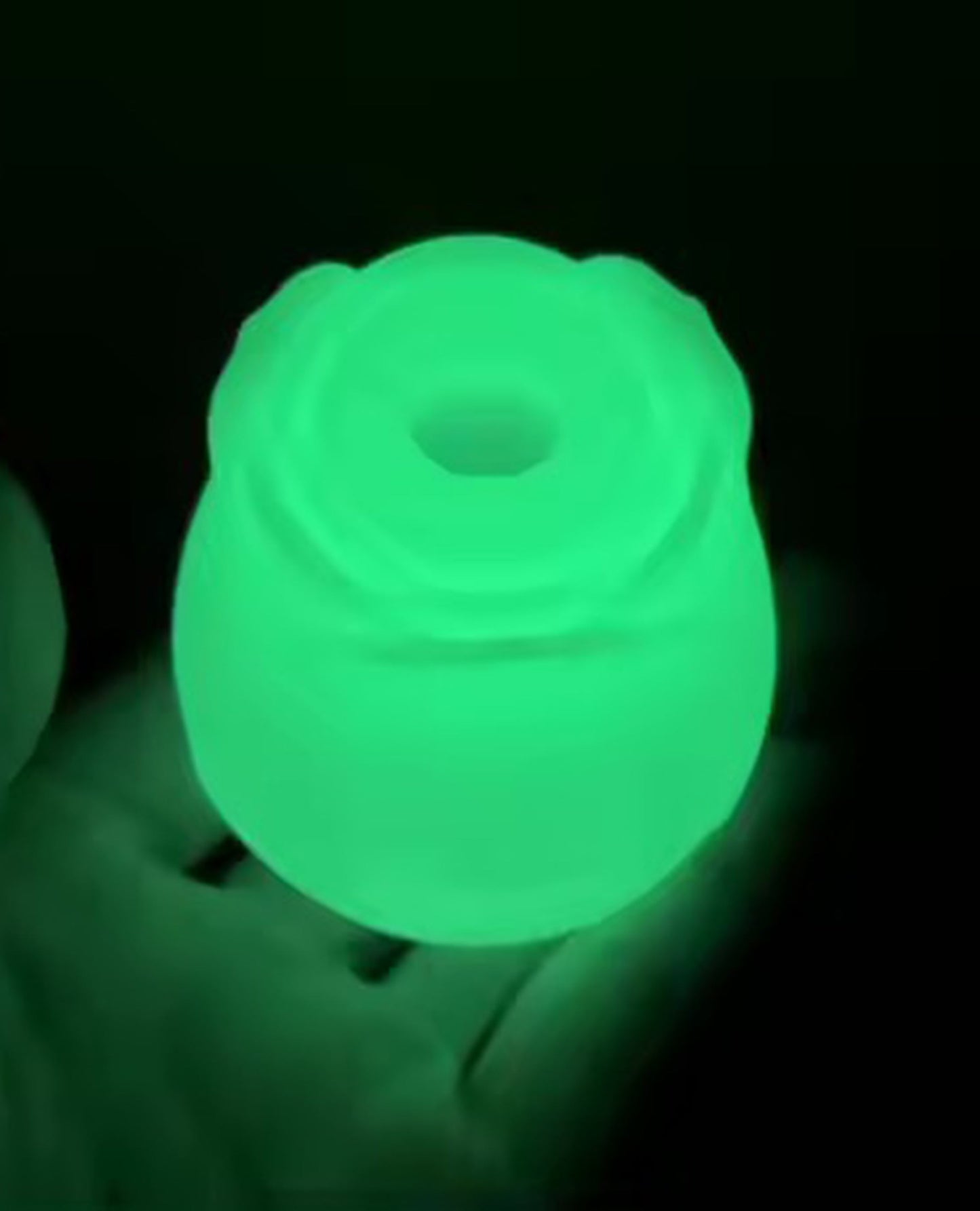 VIBRATING GLOW IN THE DARK ROSE