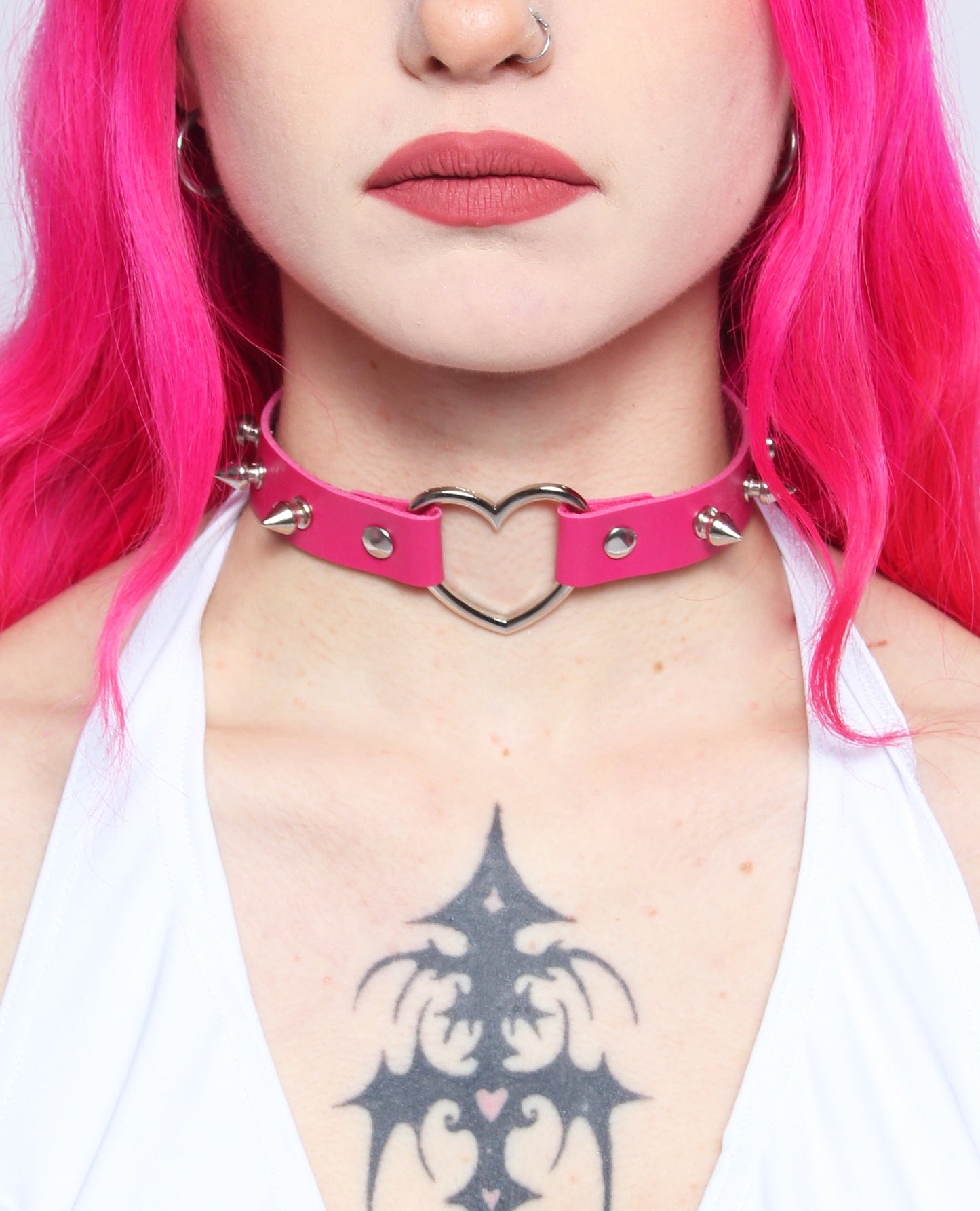 HEART SPIKE COLLAR