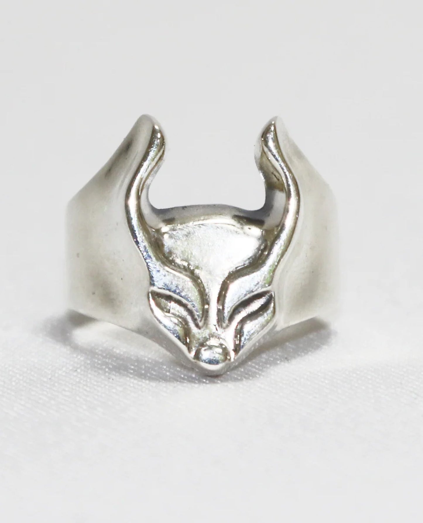LOGO RING