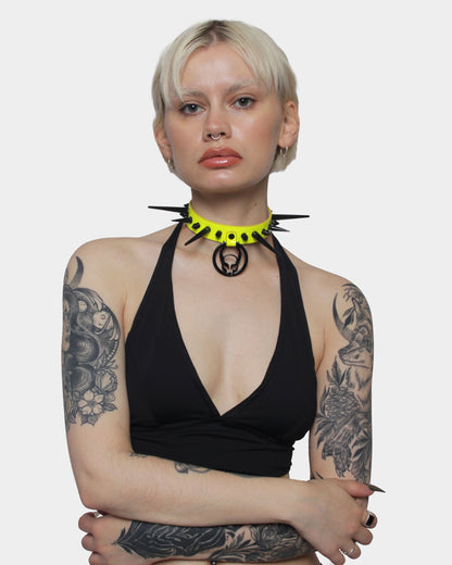 SPIKES & SCREWS LOGO COLLAR